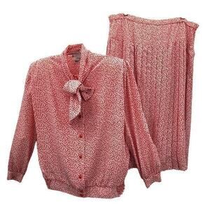 HP Schrader Sport High Bow Neck Shirt Pleated Maxi Skirt 2 Piece‎ Outfit